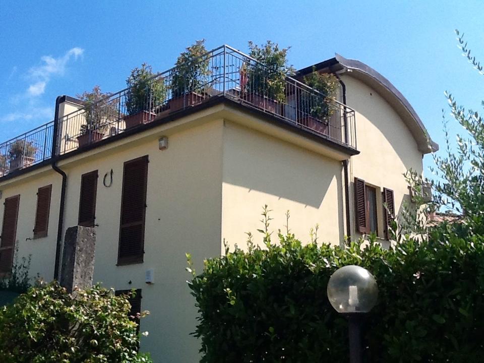 La Rondine Appartement Lucca Buitenkant foto