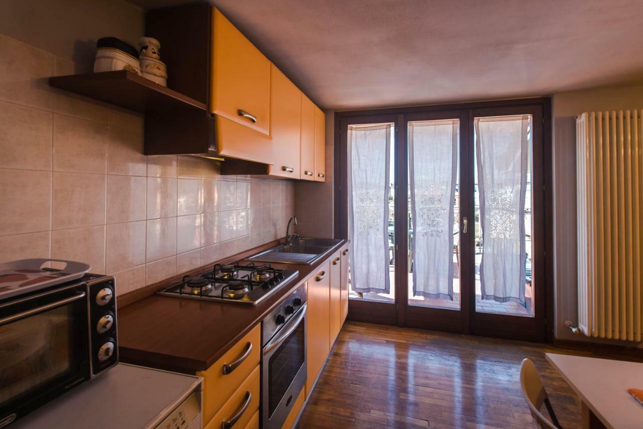 La Rondine Appartement Lucca Buitenkant foto